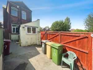 Rear- click for photo gallery